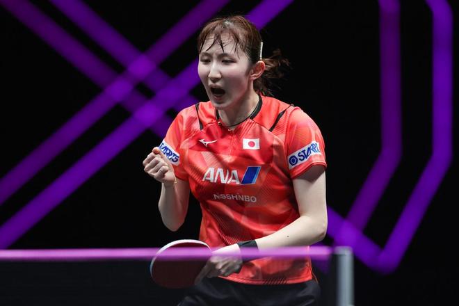 他在球场上 他在球场上