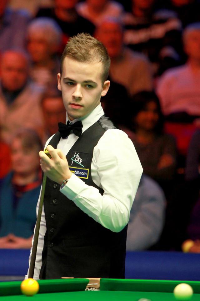 赛季中更占 赛季中更占