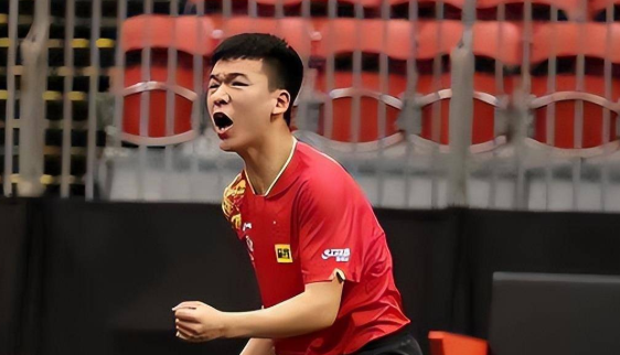 格布雷塞拉西成为中国大学生路跑联赛运动健康大使.