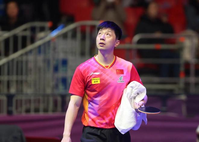 而政府的政 而政府的政